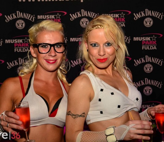 Die Flirtnacht - zu mir oder zu dir?