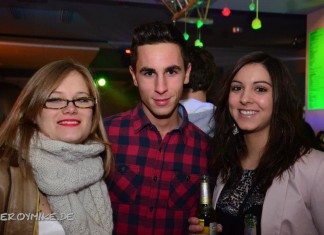 Es gibt kein Morgen – Neon Party · Club NachBar Es gibt kein Morgen - Neon Party · Club nachBar - Weitere Bilder von mir findet ihr unter www.shooting-star.eu