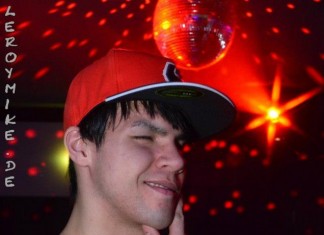 Neueröffnung 2nd Dancefloor Elektro Black Classics Neueröffnung 2nd Dancefloor Elektro Black Classics Weitere Bilder von mir findet ihr unter www.shooting-star.eu